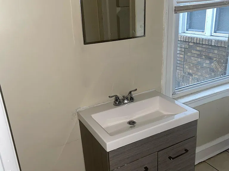 5431 Sansom St #2F — Photo 2
