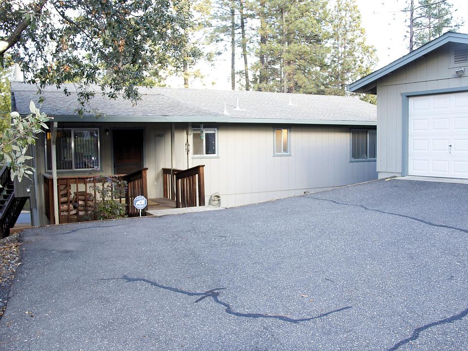 1st image of 11983 Myer Ct