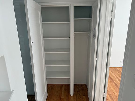 2nd image of 2403 De La Vina St #1