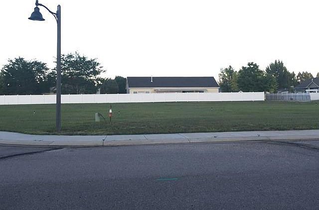 1st image of 1415/19 Freedom Ct