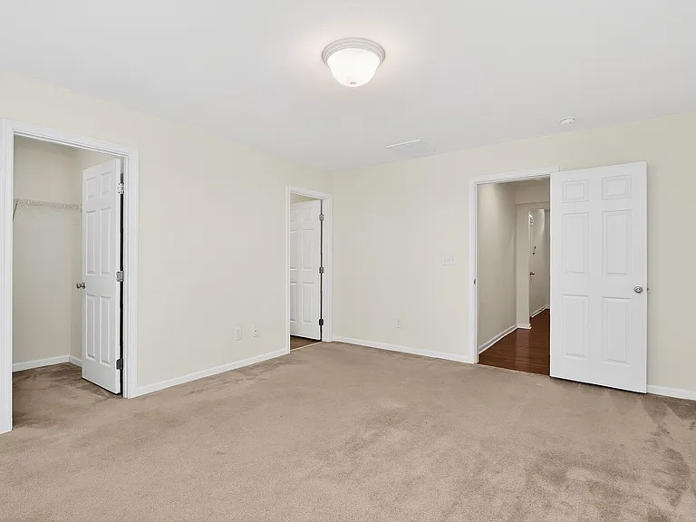 7749 Jackson Pond Dr — Photo 8