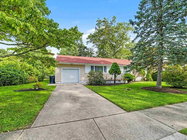 608 Yarmouth Ave, Absecon, NJ 08201