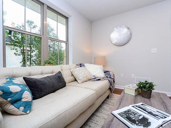 5th image of 6656 Germantown Ave #405