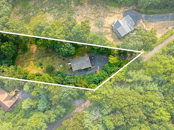 5th image of 1336 Granny Smith Rd