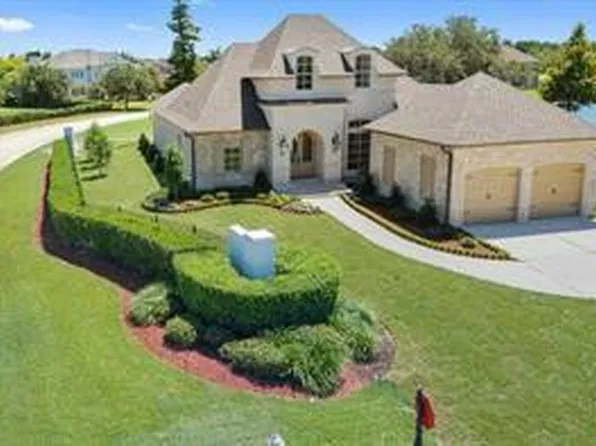 2 Harbour Town Ct, New Orleans, LA 70131