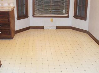 5708 Fenwood Dr, Raleigh, NC 27609