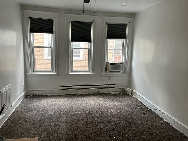 1307 W Roosevelt Blvd #2 — Photo 6