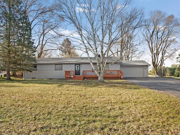 445 Helen, Highland, MI 48357