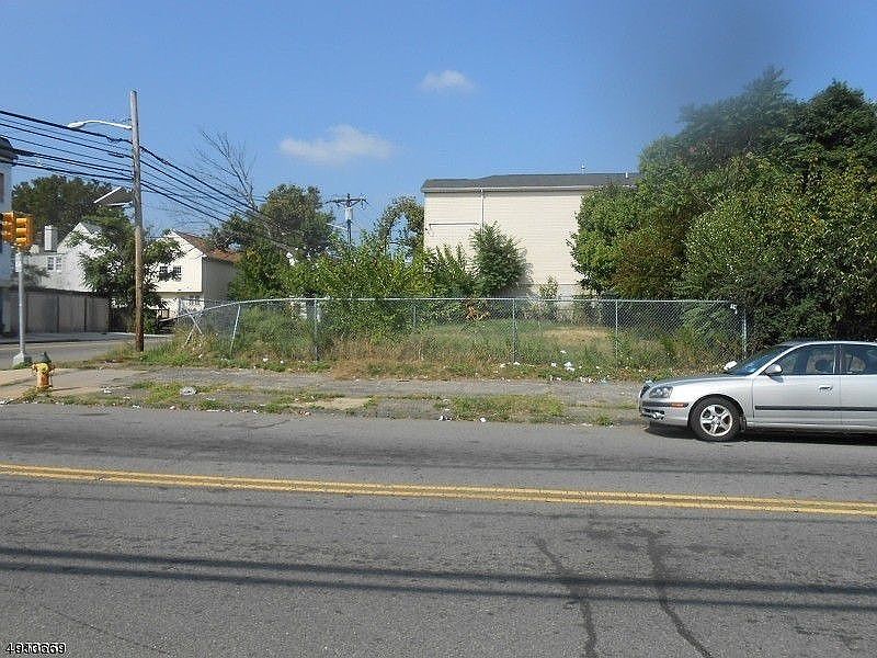 1st image of 259-261 Littleton Ave