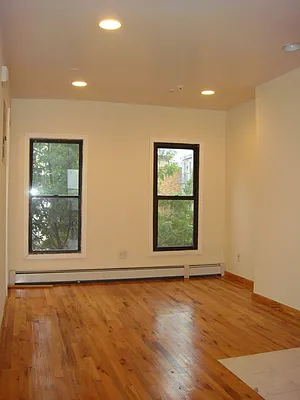 Rented by Rapid Realty Cobble Hill | media 65