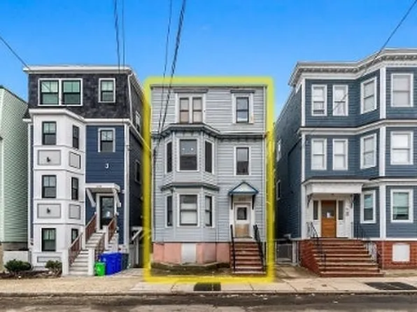 225 E Eagle St APT 1, Boston, MA 02128