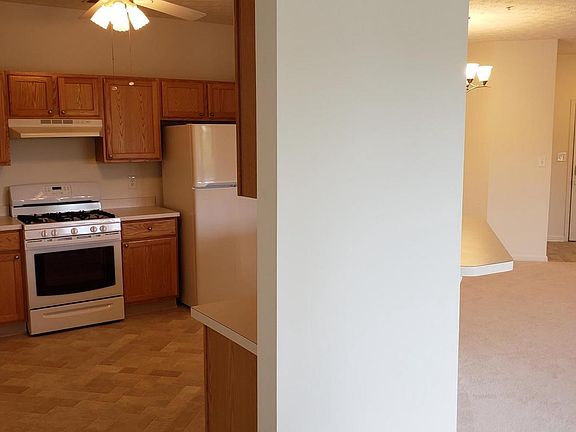 5th image of 2503 Amber Orchard Ct W Unit 201