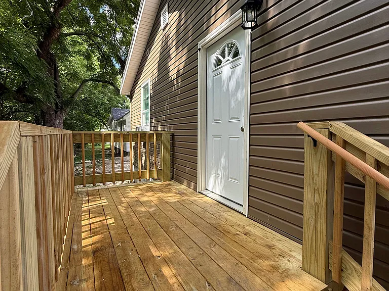 305 N Park Ave — Photo 11