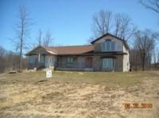 53323 Twin Lakes Rd, Dowagiac, MI 49047