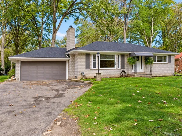 31620 Vargo St, Livonia, MI 48152