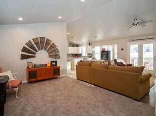 709 W Sage Wood Cir, Grantsville, UT 84029