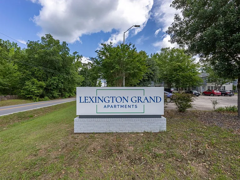 Lexington Grand — Photo 23