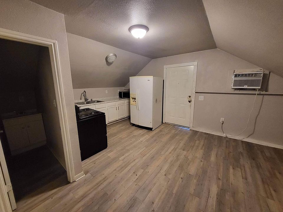 1st image of 1719 W Craig Pl #4
