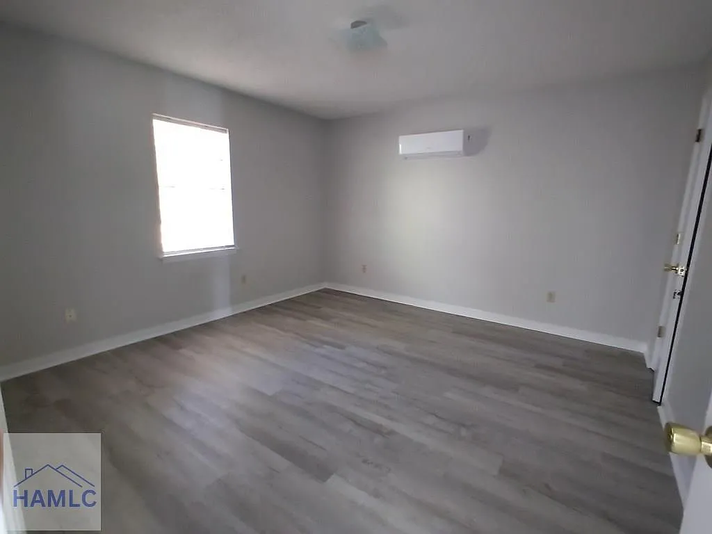 2 bed, 1.0 bath, 840 sqft, $950 — Photo 3