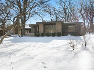 8623 S Roma Rd, Palos Park, IL 60464