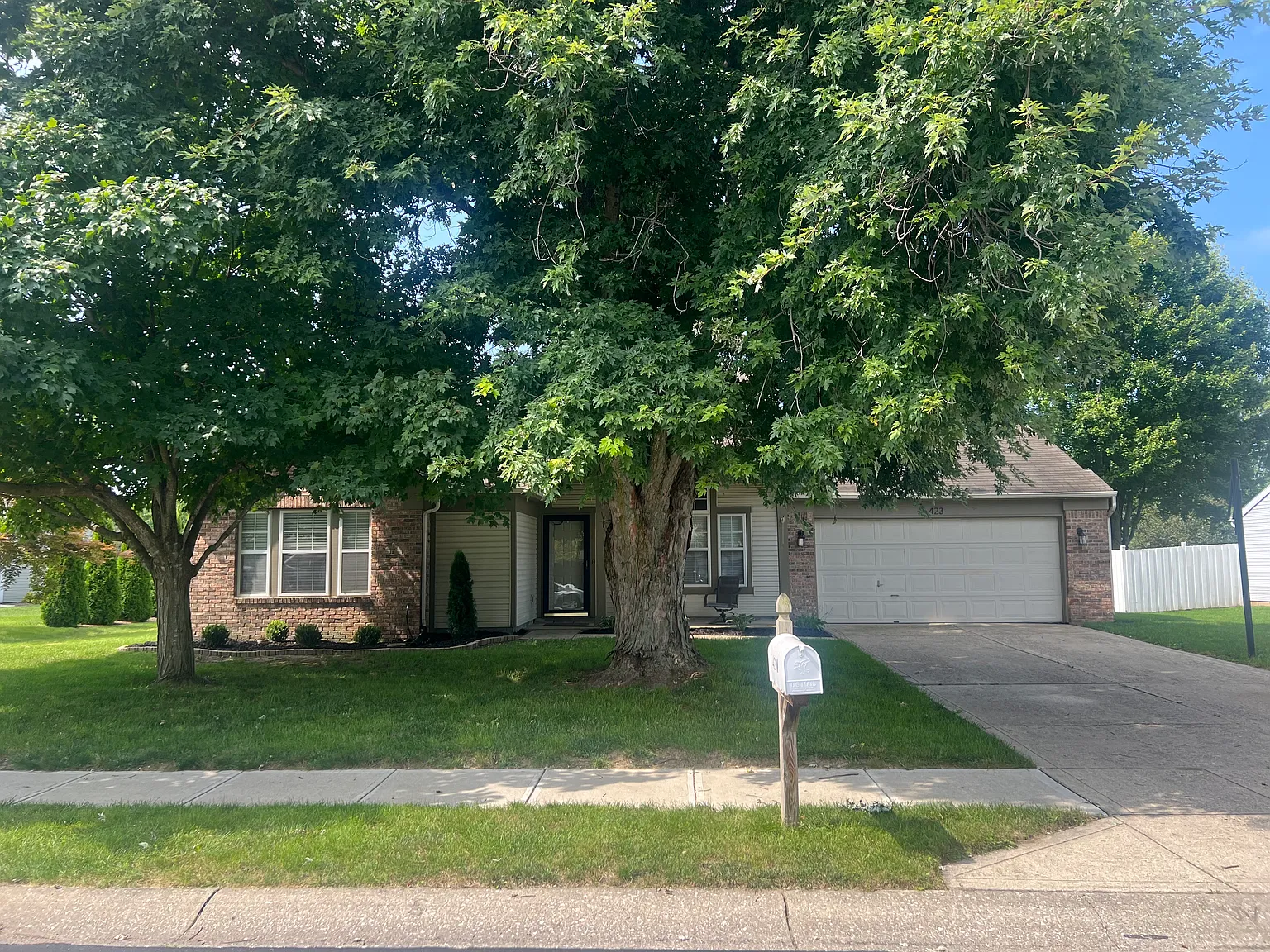 4 bed, 1605 sqft, $2,125 — Photo 1