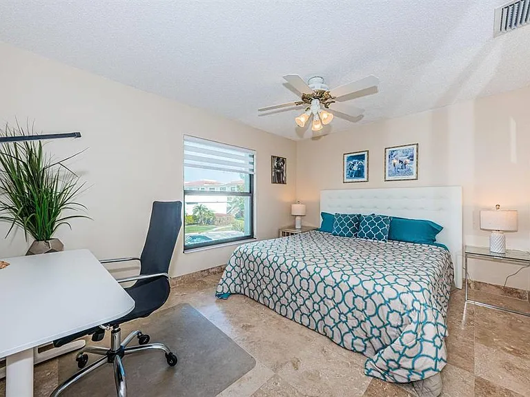 6260 Sun Blvd #1 — Photo 48