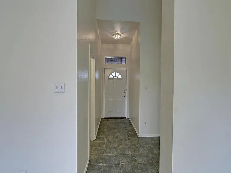 7933 Elk Dr — Photo 7
