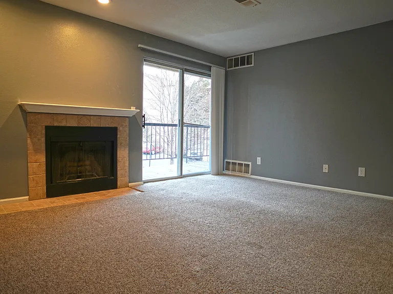 2575 S Syracuse Way #E205 — Photo 2