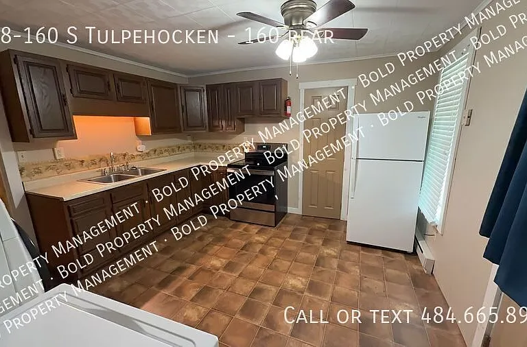 158-160 S Tulpehocken St #160 — Photo 3