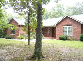 4963 Fleur De Lis Rd, Coulterville, IL 62237