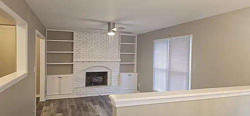 809 NE 74th St Photo 1