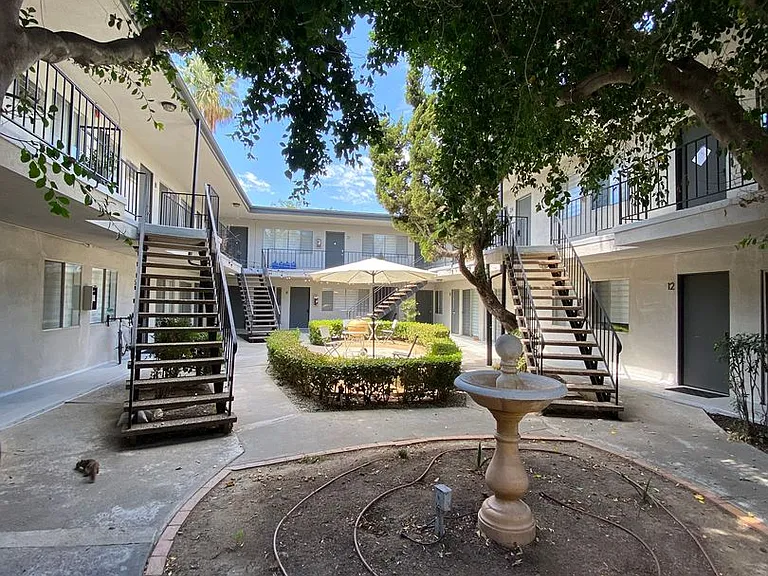 435 N. Euclid — Photo 18