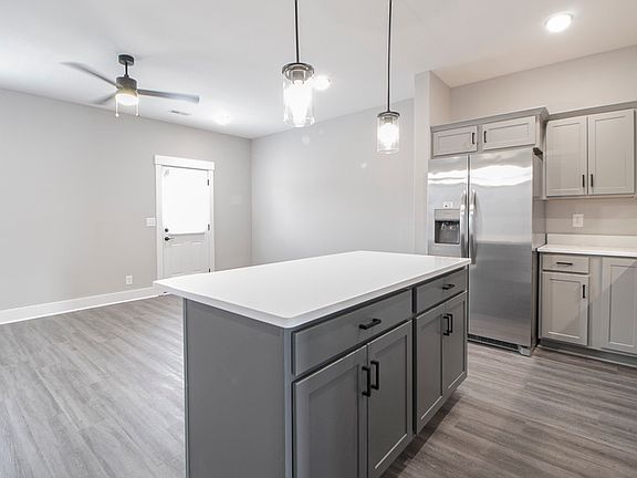 2nd image of 403 Jonathan Wade Cir