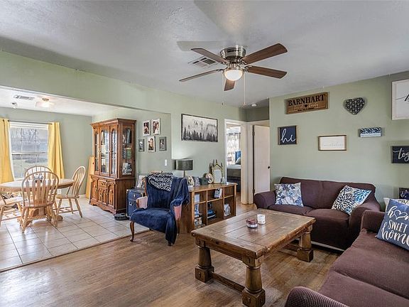 5th image of 1815 N Bell Ave