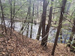 16 Beech River Cir, Center Ossipee, NH 03814