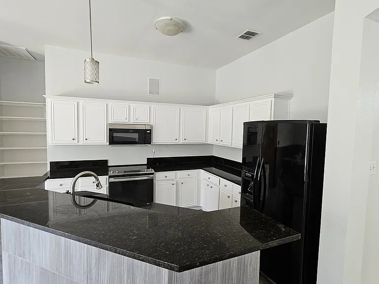 1518 Fallcreek Ct — Photo 9