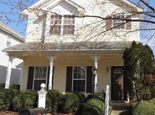 108 Danesway Dr, Holly Springs, NC 27540