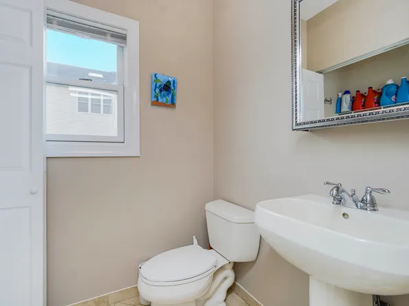 151a Waterbury Avenue image 20 of 33