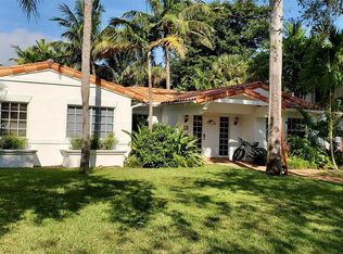 422 Warren Ln, Key Biscayne, FL 33149