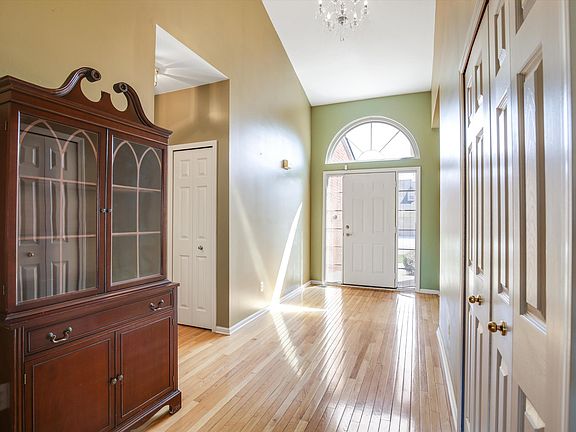5th image of 47672 Vistas Circle Dr S