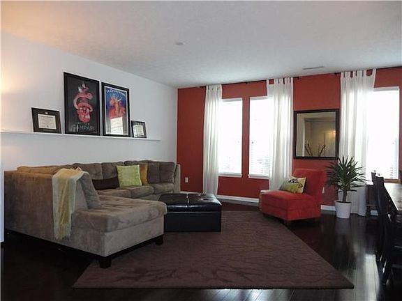 3rd image of 15714 Buxton Dr