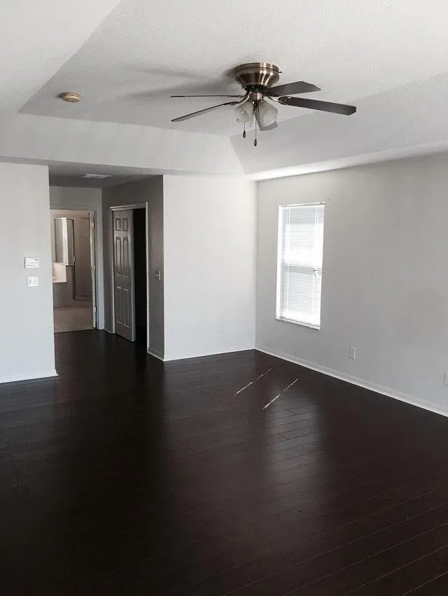 4007 61st Drive E — Photo 2