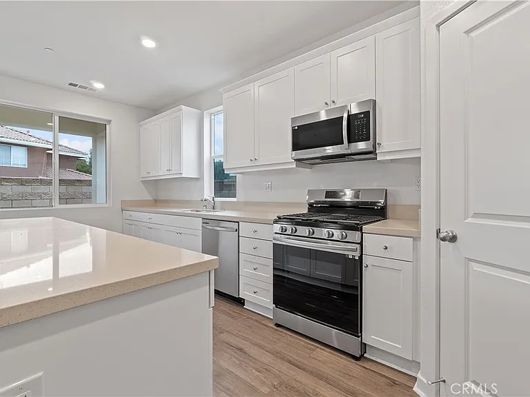 34232 Travis Ln — Photo 8