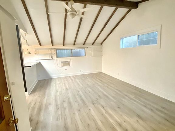4th image of 229A Johnson Ave #A