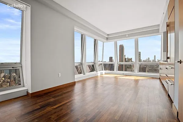 Rented by Sotheby's International Realty | media 1