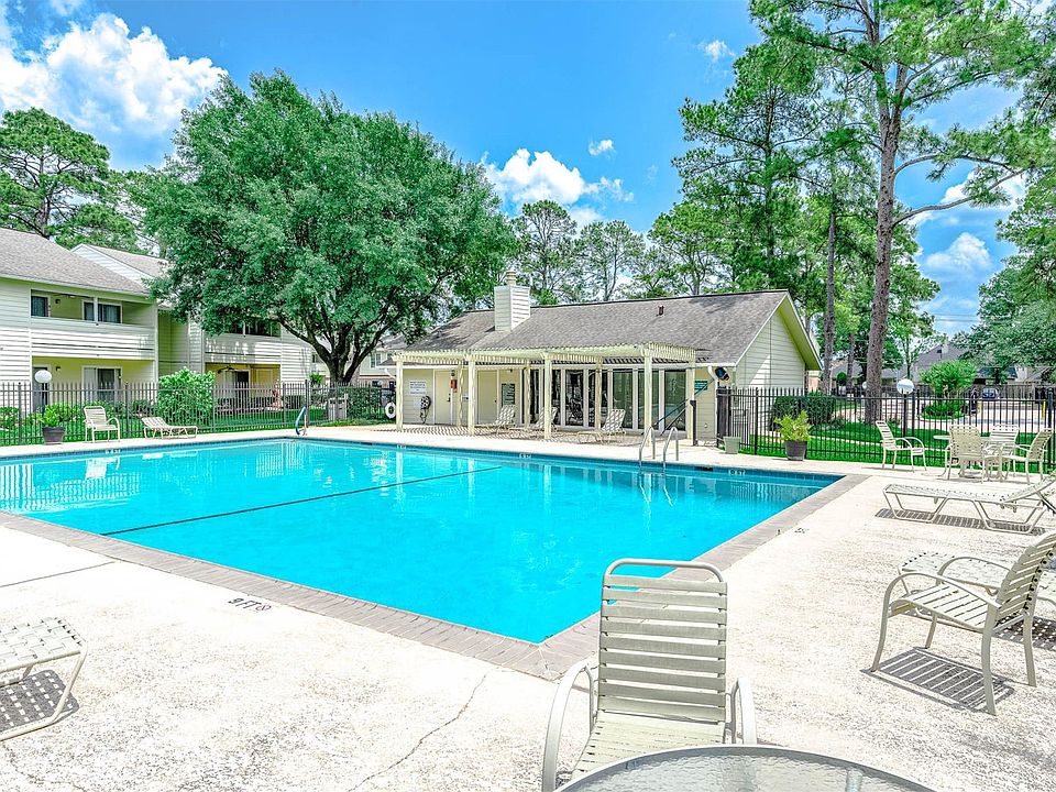 1st image of 14515 Wunderlich Dr Unit 812