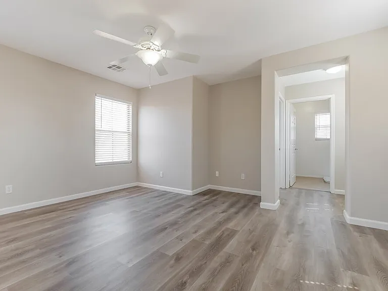 2026 S Swan Dr — Photo 9