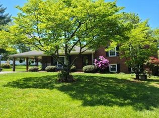 443 Wiggington Rd, Lynchburg, VA 24502