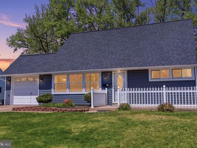 25 Vermillion Ln, Levittown, PA, 19054