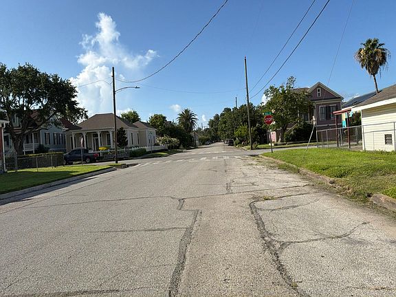 4th image of 1212 38th St